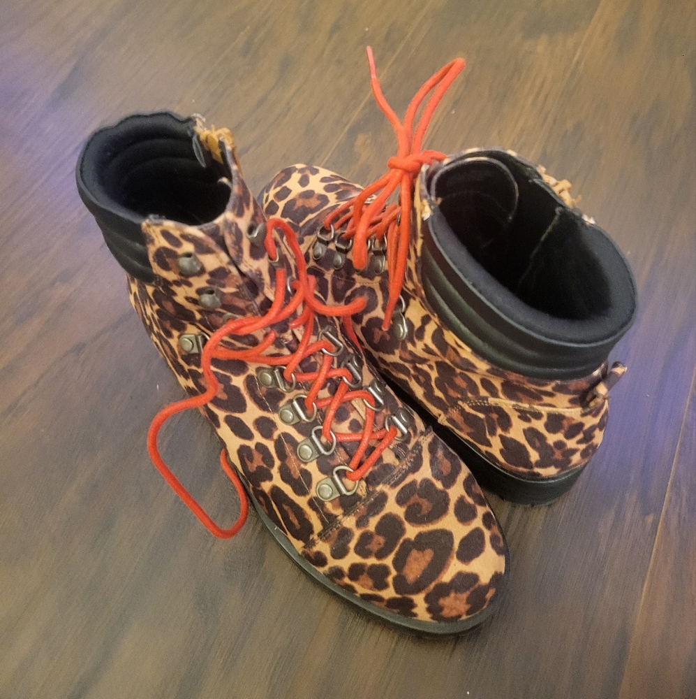 Booties - Picture 4 of 4